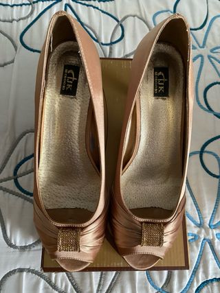 Zapatos de fiesta seminuevos