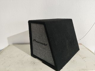 subwoofer 12