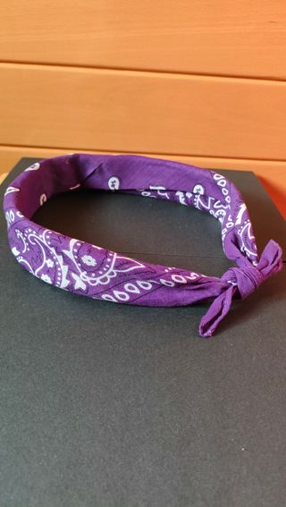 Pañuelo bandana morado