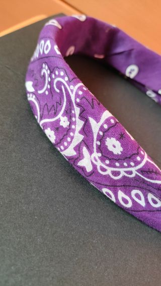 Pañuelo bandana morado