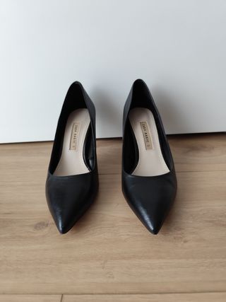 Stiletto negro tacón