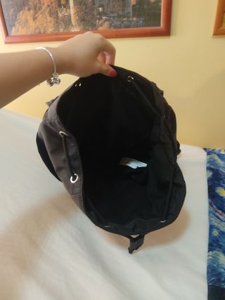 Mochila negra