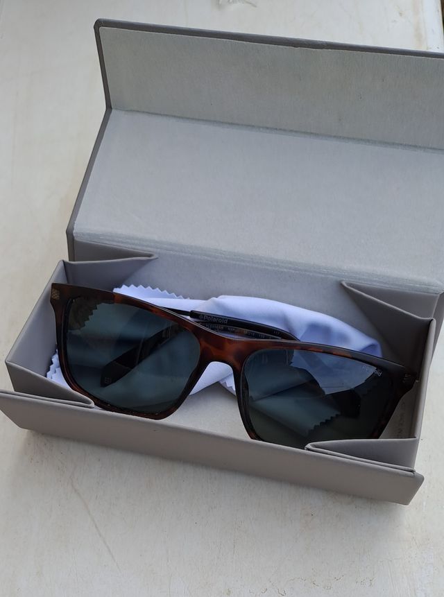 Polaroid da sole con lenti polarizzate