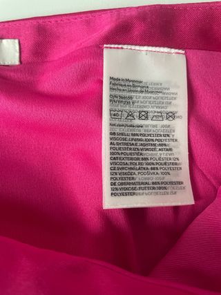 Falda con forro forma pantalón