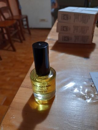 Olio x cuticole di Meanail