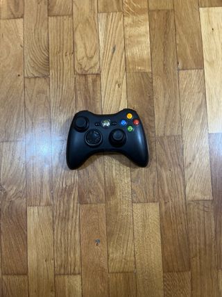 Xbox 360 con mando y kinect