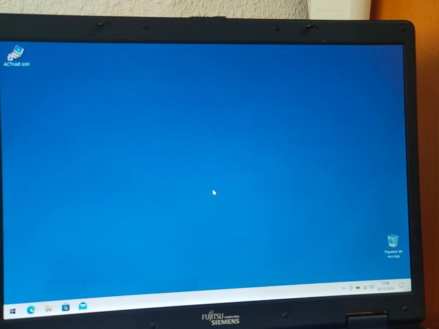 CON CARGADOR: 4GB-RAM / 500GB / Intel 2 Duo 2GHz