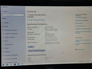 CON CARGADOR: 4GB-RAM / 500GB / Intel 2 Duo 2GHz