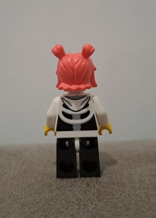 LEGO minifiguras BAM Halloween 2024
