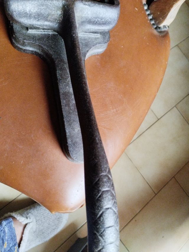 Herramienta de talabardero