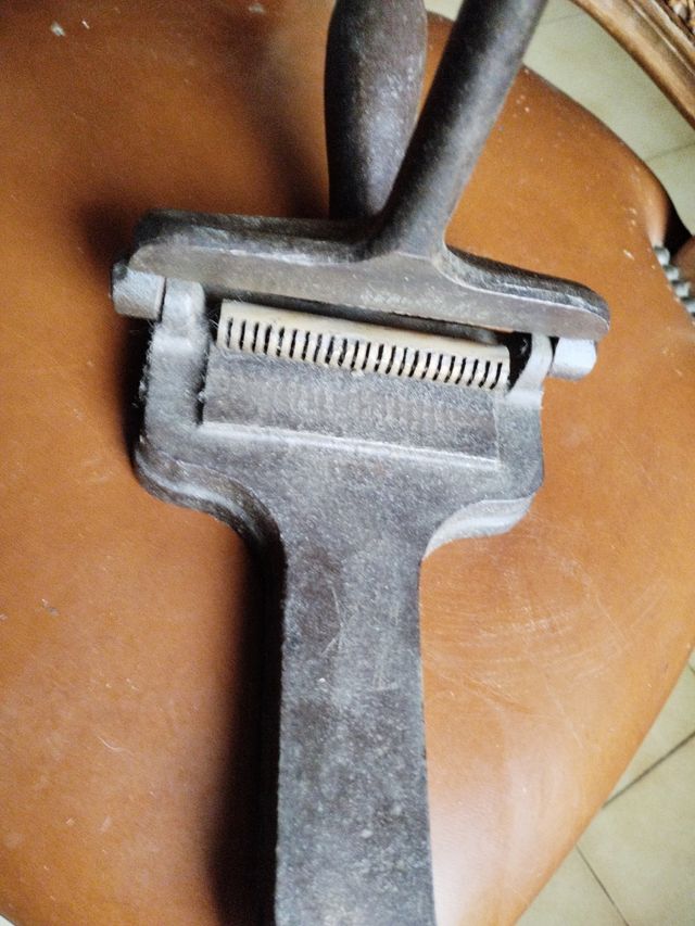 Herramienta de talabardero