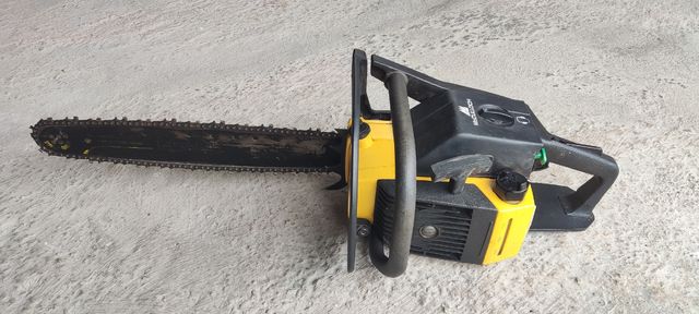 Motosierra McCulloch 610