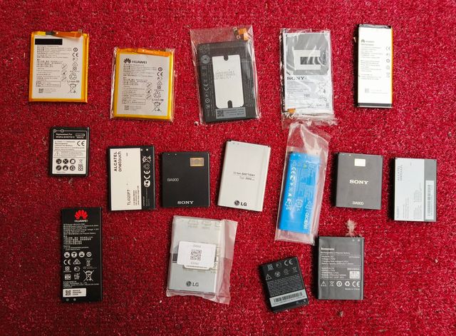 Lote 16 baterías varias Marcas móviles