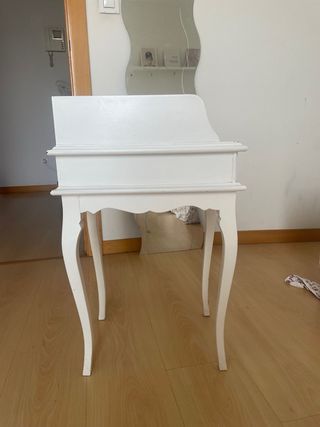 Mesita para resturar