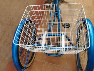 Bicicleta de tres ruedas 