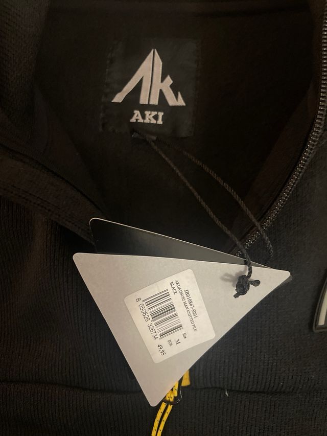 Felpa con zip colletto