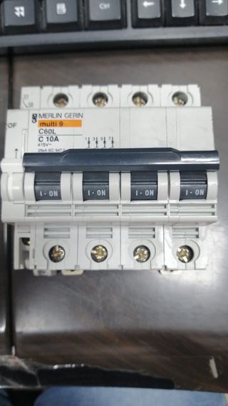 Interruttori magnetotermici Merlin Gerin C60L
