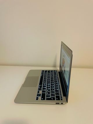 Apple Macbook air 11 i7 2.2ghz 8gb 500gb SSD