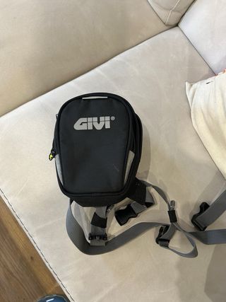 Bolsa pernera Givi