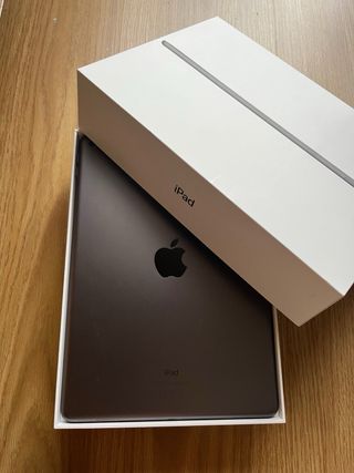 Ipad 7th Generation 128 Gb gris espacial + cristal