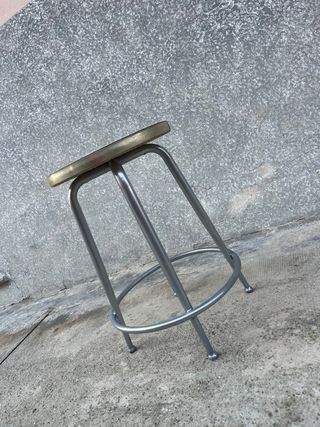 Sgabello Vintage formica bianca struttura cromata