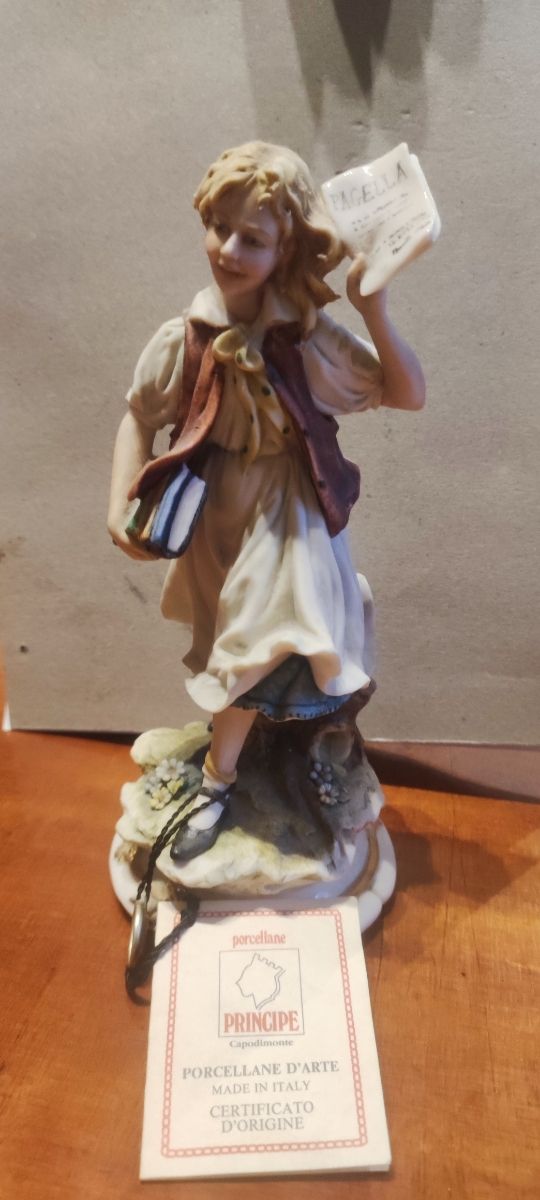 Figura de porcelana original con