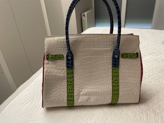 Bolso nuevo sin uso casi