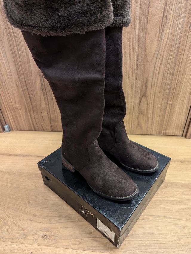 Stivali alti marroni