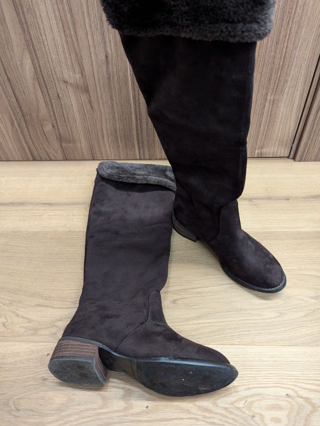 Stivali alti marroni