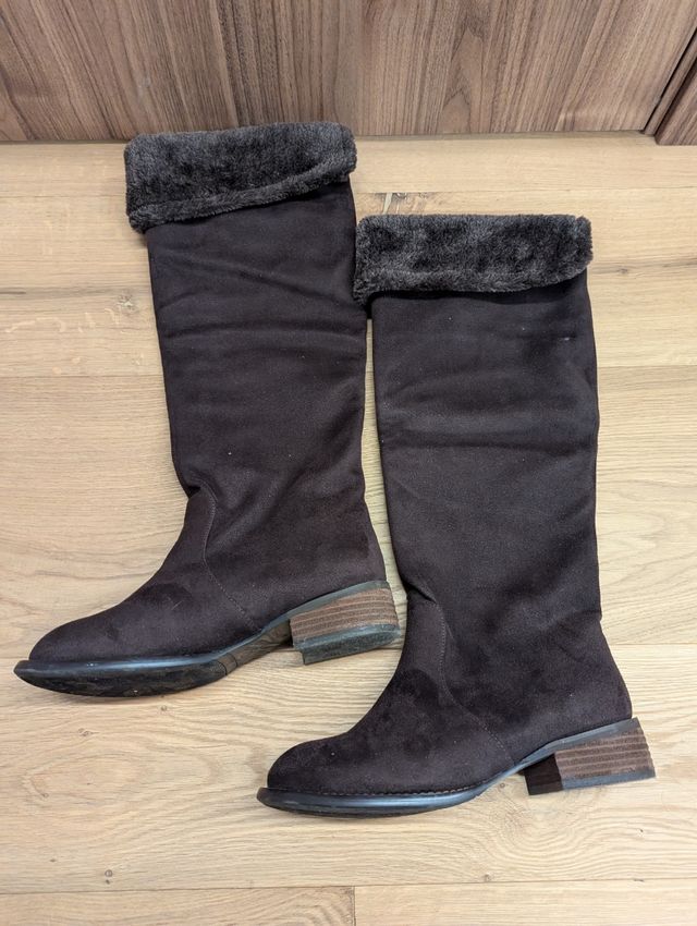 Stivali alti marroni