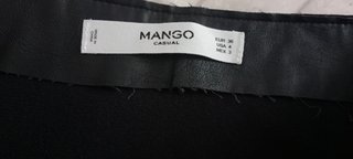 Falda evasé nueva Mango.