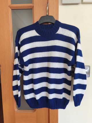 Vaqueros y jersey mujer 