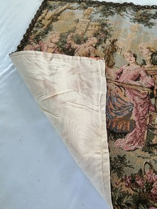 Arazzo con figurine barocche