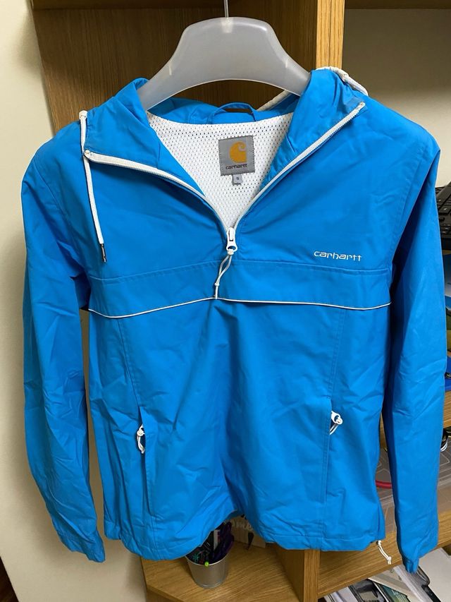 Abrigo tipo canguro Carhartt