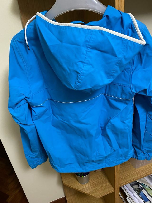 Abrigo tipo canguro Carhartt