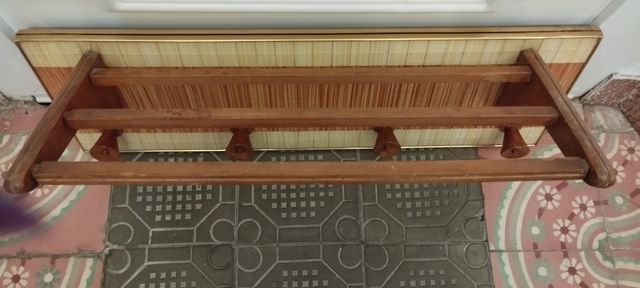 Estantería perchero