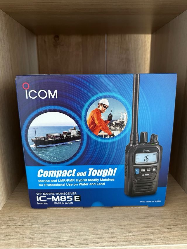 Walkie marino ICOM IC-M85E