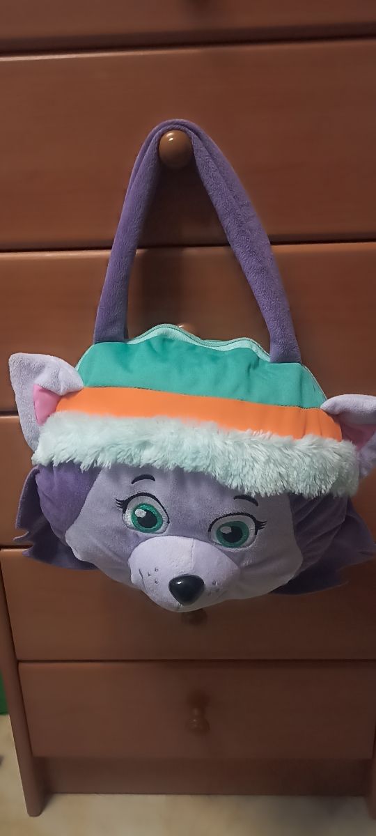 Bolso de peluche