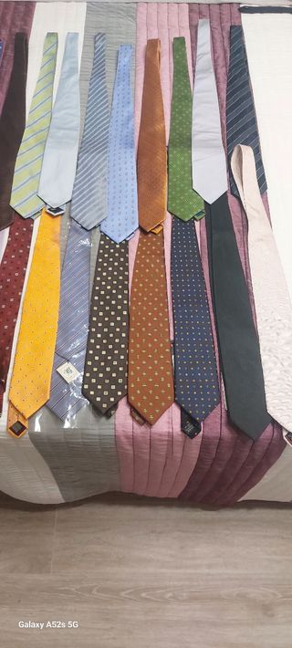 Corbatas nuevas de marca