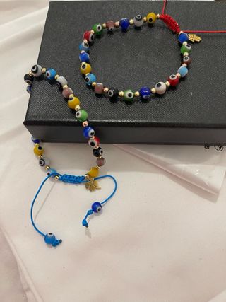 Duo de pulseras de ojitos