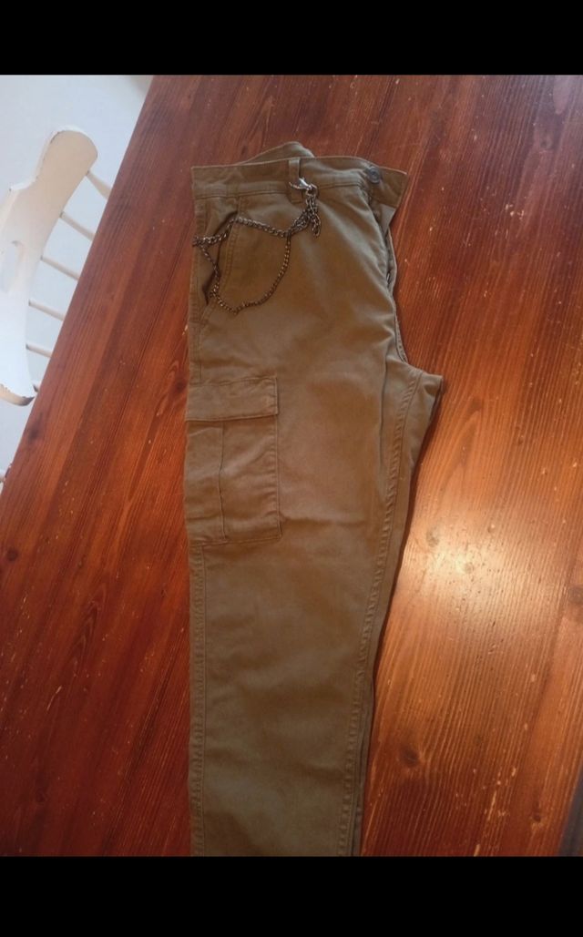 Pantalone cargo verde militare