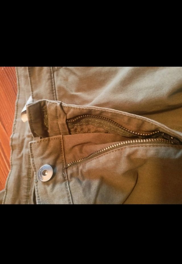 Pantalone cargo verde militare