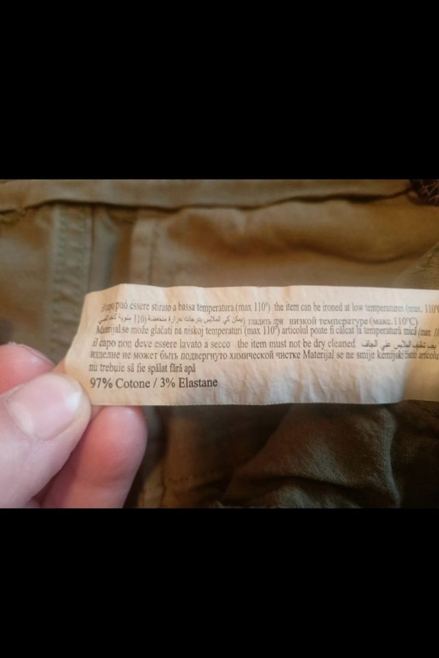 Pantalone cargo verde militare