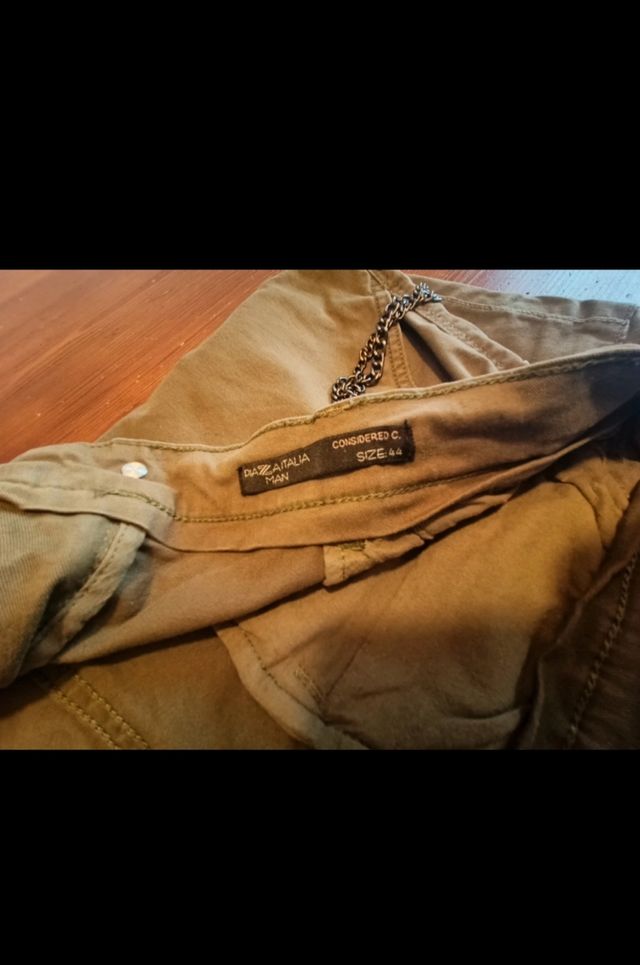 Pantalone cargo verde militare