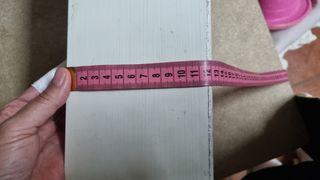 Percha de pared envejecida