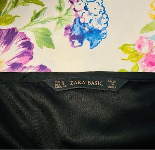 Falda de lentejuelas de Zara