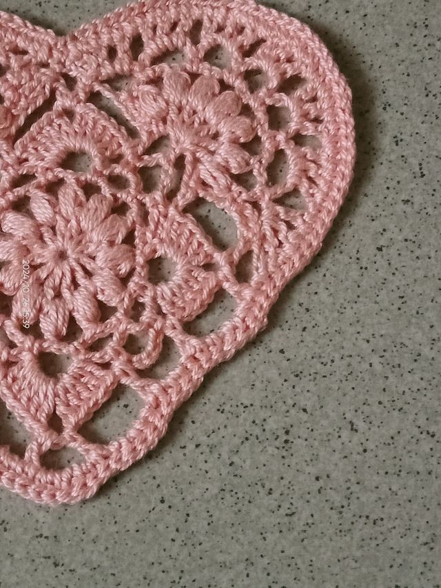 Coppia di cuori a uncinetto 