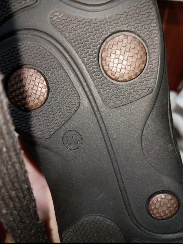 Merceditas Fleximax  n° 39 calzado especial.