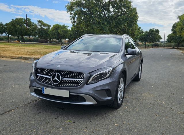 Mercedes Gla IMPOLUTO
