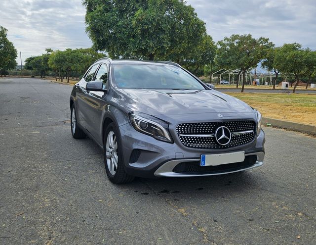 Mercedes Gla IMPOLUTO